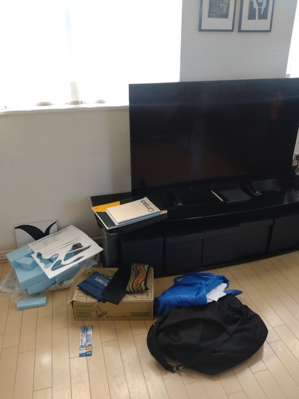 リビングの散らかりストレスを解消する片付け方法
